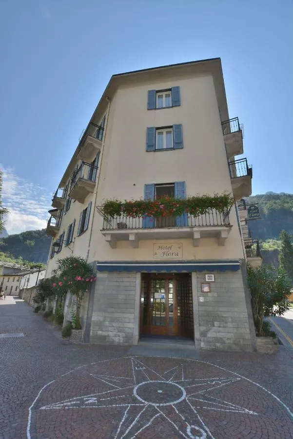 Hotel Flora** Chiavenna